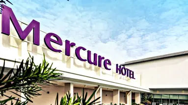 Mercure Shaw Parade