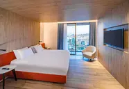 Mercure St. Julian's