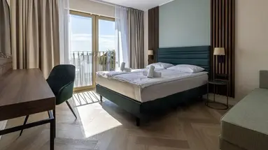 Meridian (Chałupy)