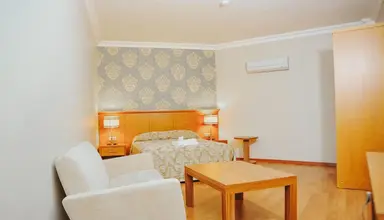 Meril Club Hotel & Spa