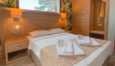 Meril Club Hotel & Spa