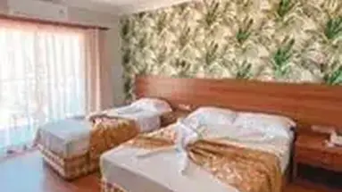 Meril Club Hotel & Spa