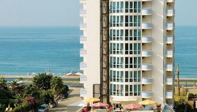 Merlin Beach Park