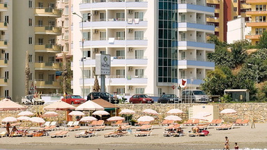 Merlin Beach Park