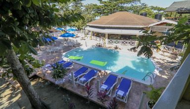 Merril's I Beach Resort