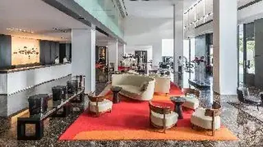 Metropolitan by Como