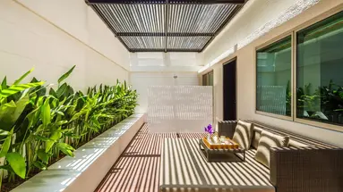 Metropolitan by Como