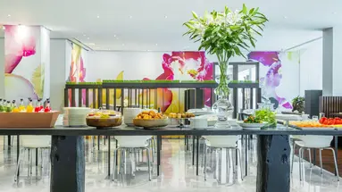 Metropolitan by Como