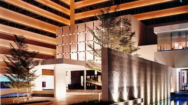 Metropolitan by Como