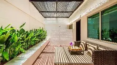 Metropolitan by Como
