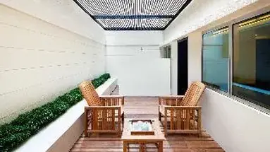 Metropolitan by Como