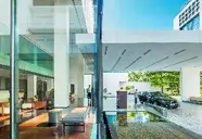 Metropolitan by Como