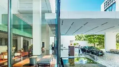 Metropolitan by Como