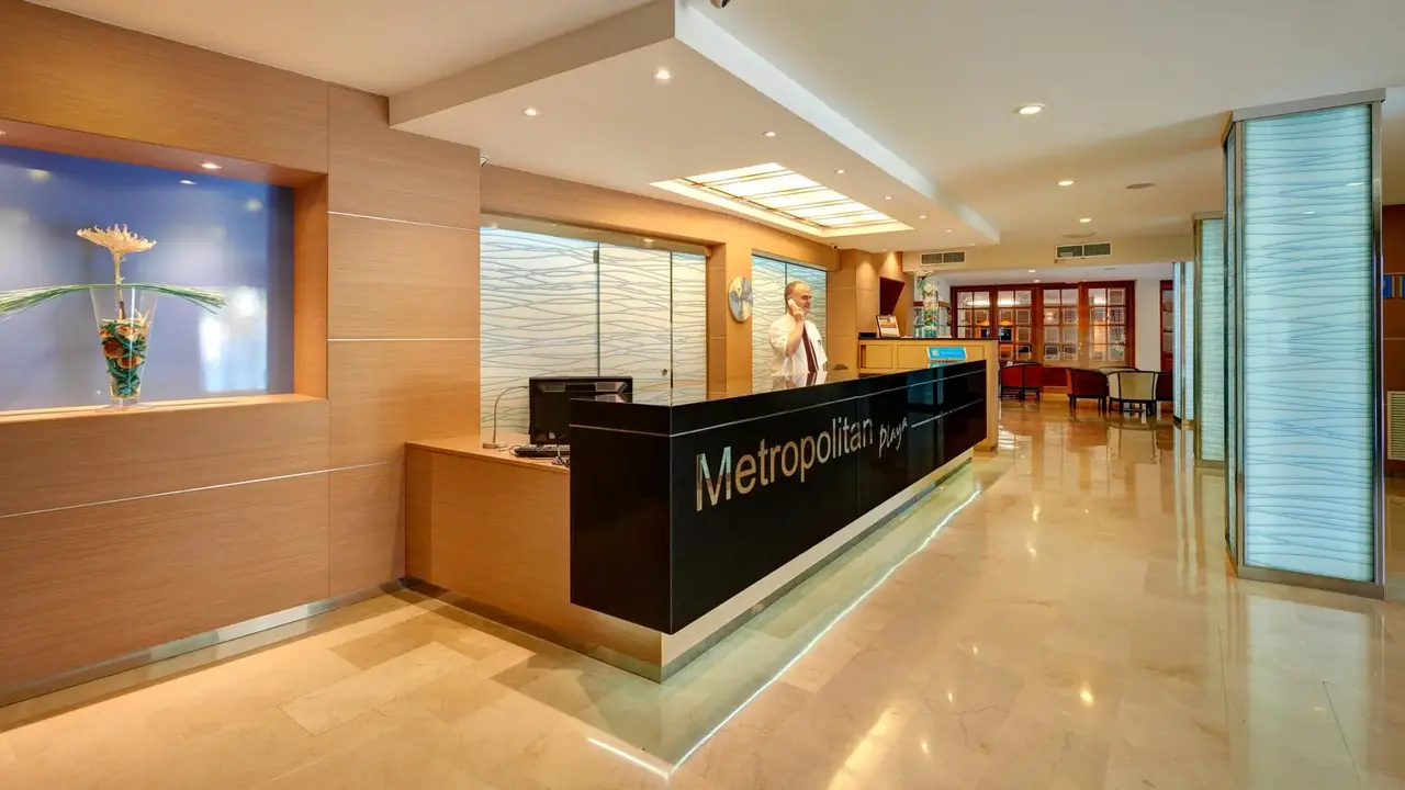 Metropolitan Playa