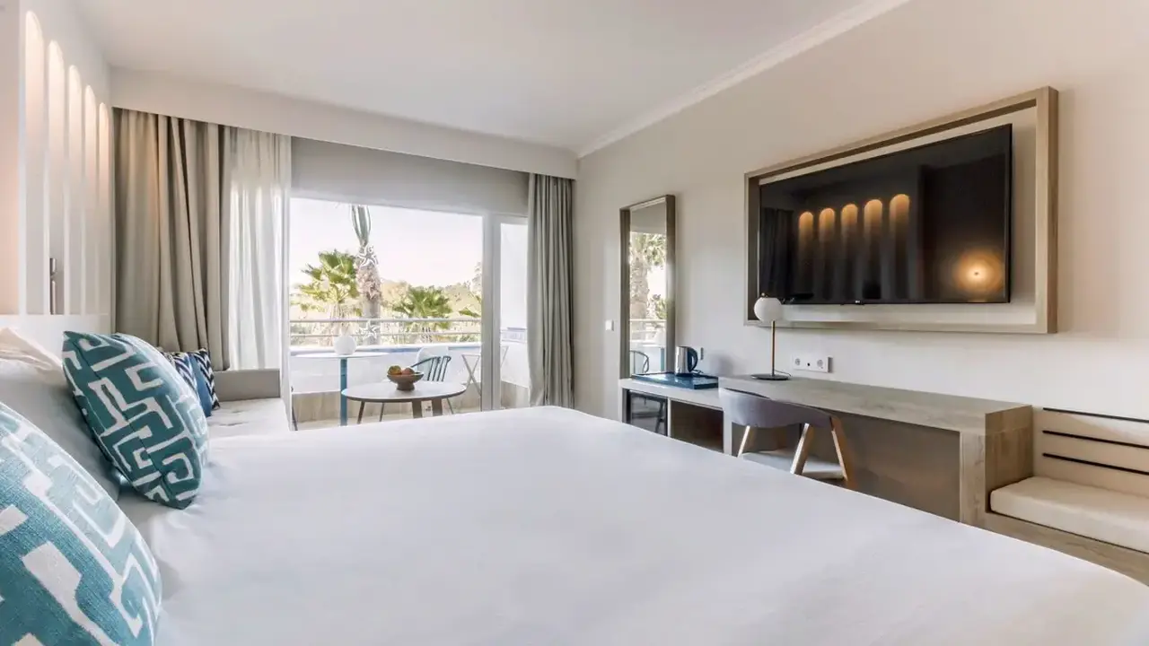 METT Hotel & Beach Resort Marbella Estepona