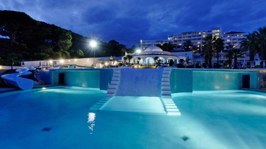 MGM Muthu Oura View Beach Club