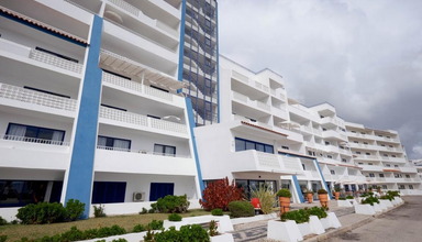 MGM Muthu Oura View Beach Club