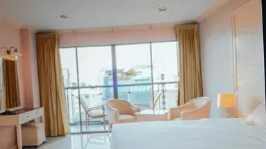 Mike Beach Resort