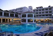 Minamark Beach Resort & Spa