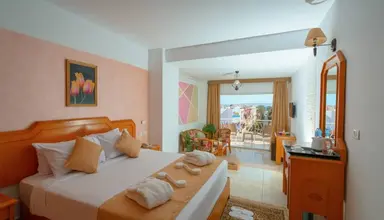Minamark Beach Resort & Spa