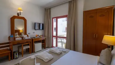 Minamark Beach Resort & Spa