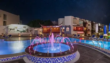 Minamark Beach Resort & Spa
