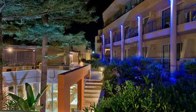 Minos Aparthotel