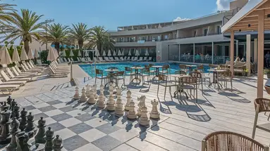 Minos Aparthotel