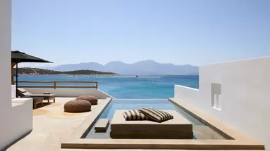 Minos Beach Art