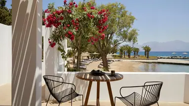 Minos Beach Art