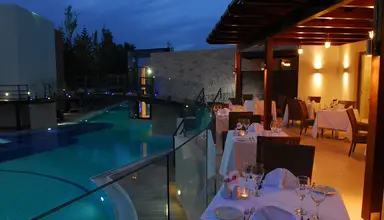 Minos Mare Royal