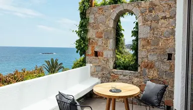 Minos Palace