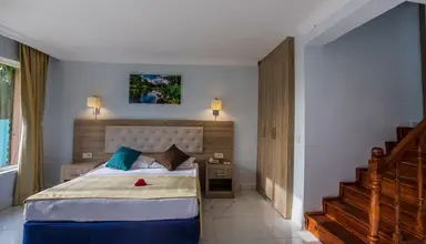 Mira Meridia Beach Resort