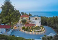 Mirabilia Boutique