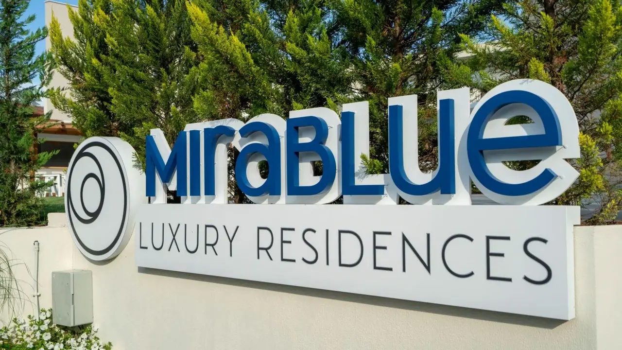 Mirablue Deluxe Residences