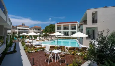 Mirablue Deluxe Residences