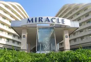 Miracle De Luxe Resort