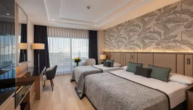 Miracle Resort Hotel