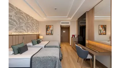 Miracle Resort Hotel