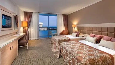 Miracle Resort Hotel