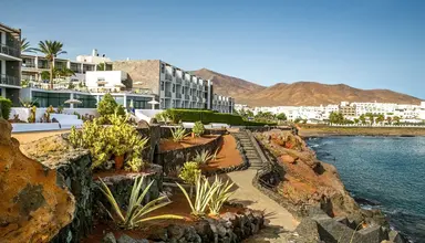 Mirador Papagayo by LIVVO