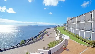 Mirador Papagayo by LIVVO