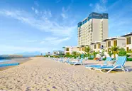 Mirage Bab Al Bahr Beach Hotel