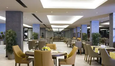Mirage World