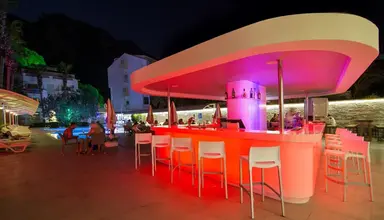 Mirage World