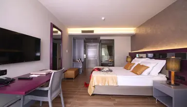 Mirage World