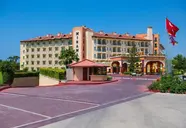 Miramare Queen