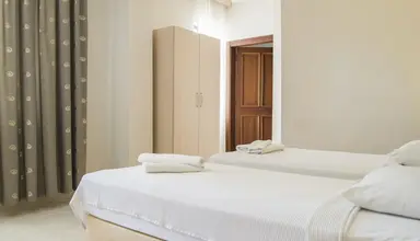 Miss Cleopatra Hotel