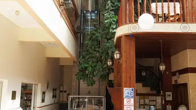 Miss Cleopatra Hotel