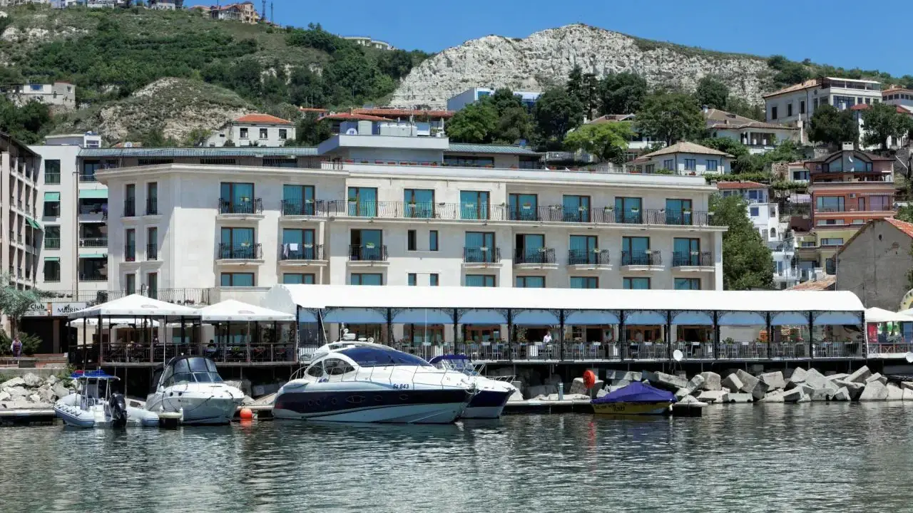 Mistral (Balchik)